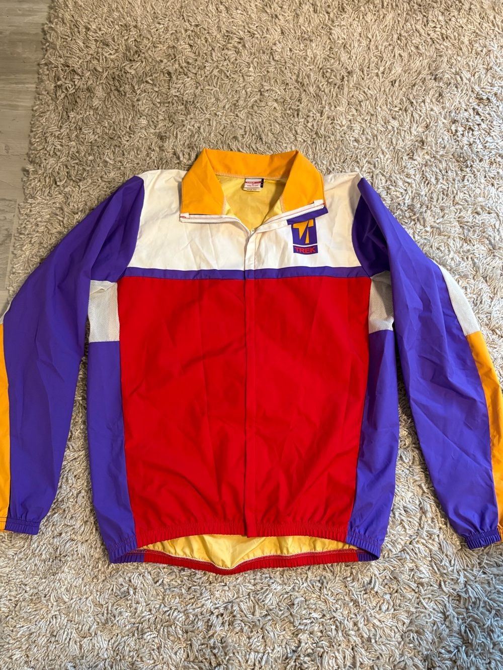 VTG Trek Brand Colorblock Gore-Tex Windbreaker Jacket, size small, EUC